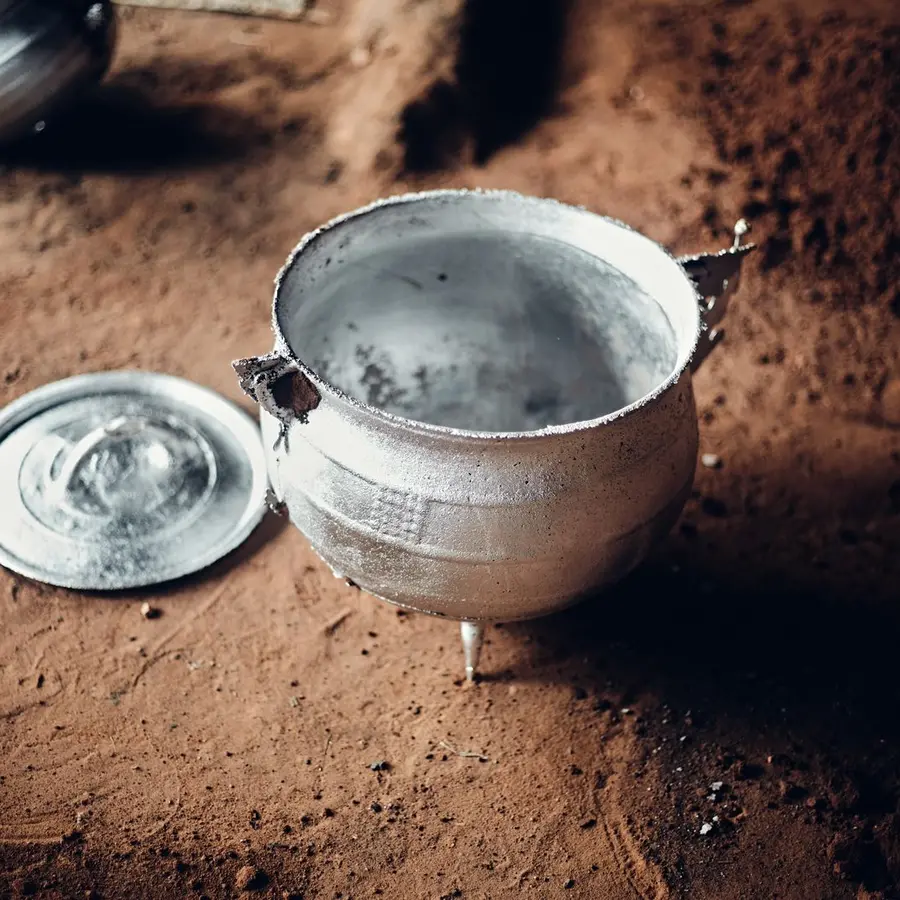 Casserole à anse en aluminium