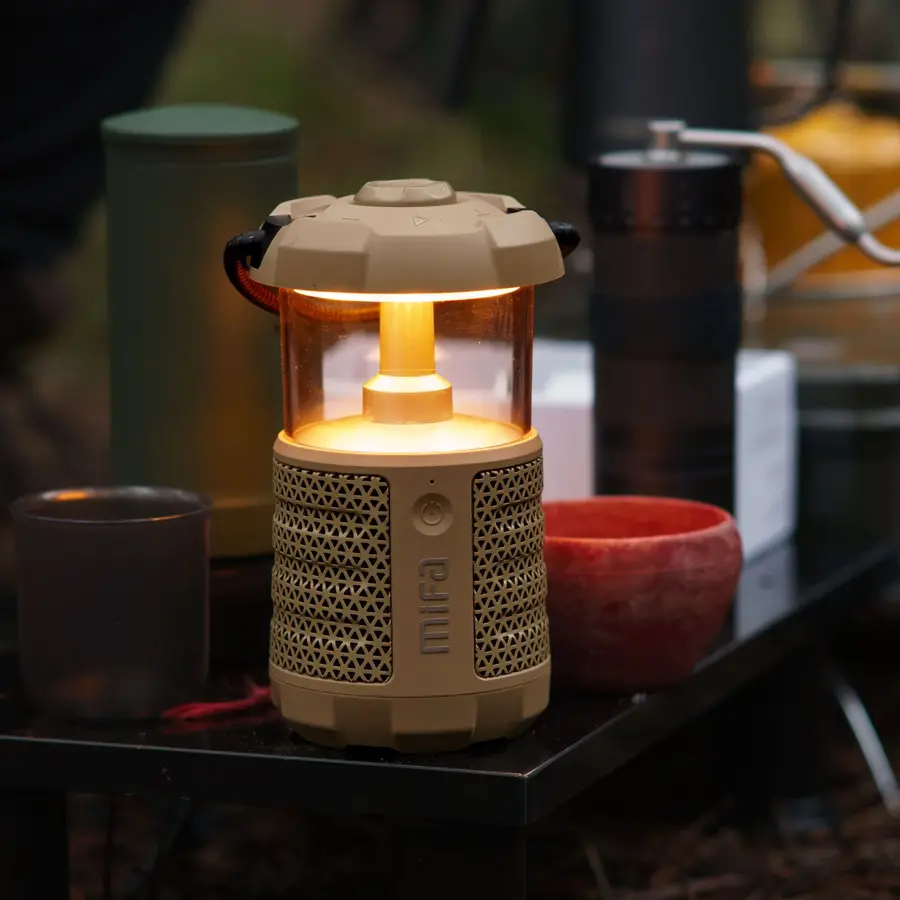 Photo 2 sur 2, Lanterne LED rechargeable
